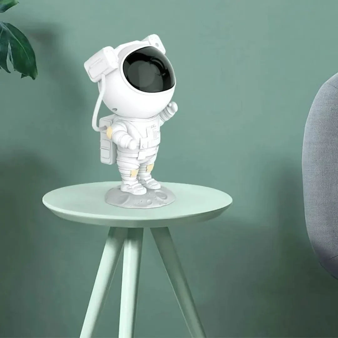 Proyector de Luz Astronauta Galaxia Brillante y Atmósfera Increíble | Innova Fácil